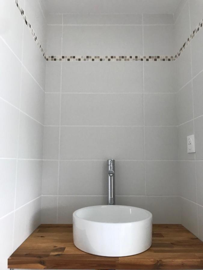 Duplex Calme Et Cosy II Apartment กงการ์โน ภายนอก รูปภาพ